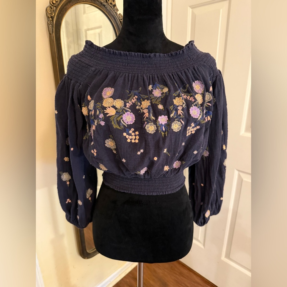 Free People Saachi Smocked off the Shoulder Top - Picture 2 of 8